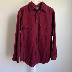 Roundtree & Yorke Outfitters sz M courduroy shirt